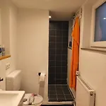 Statt - Frisch, Frech Und Farbenfroh - Helle Souterrainwohnung