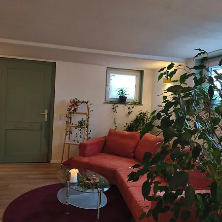 公寓 Statt - Frisch, Frech Und Farbenfroh - Helle Souterrainwohnung *