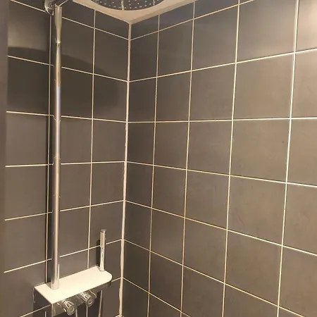 Apartman Statt - Frisch, Frech Und Farbenfroh - Helle Souterrainwohnung *
