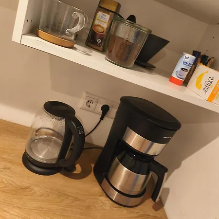 Apartman Statt - Frisch, Frech Und Farbenfroh - Helle Souterrainwohnung
