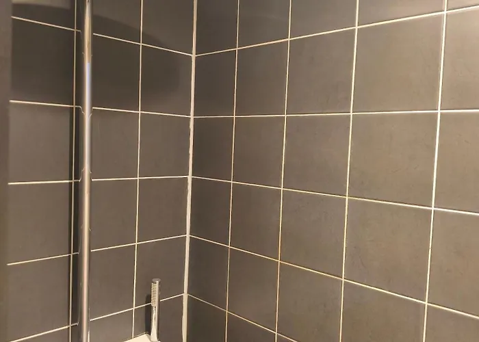 Lejlighed Statt - Frisch, Frech Und Farbenfroh - Helle Souterrainwohnung *